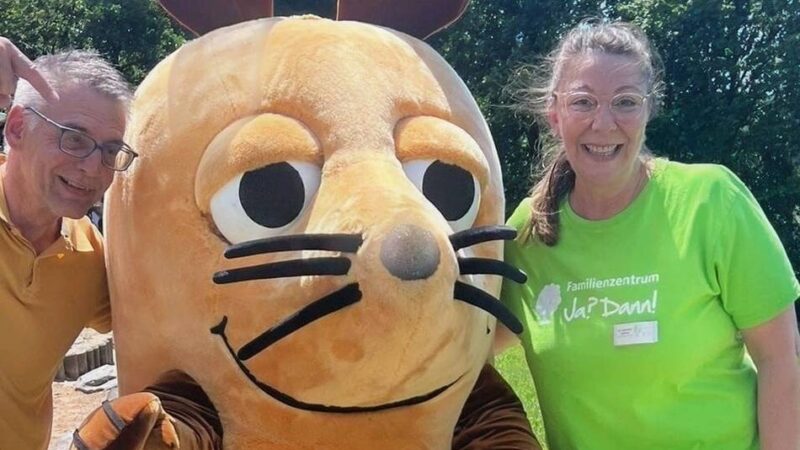Besonderer Besuch in Wermelskirchen: Wie Kinder der „Maus“ ein kreatives Willkommen bereiten