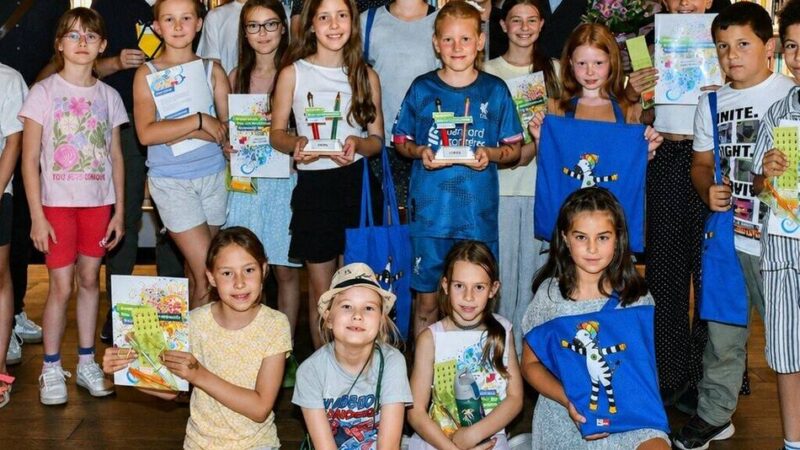 Mal- und Schreibwettbewerb: Langenfelder Kinder zeigen, was Demokratie bedeutet