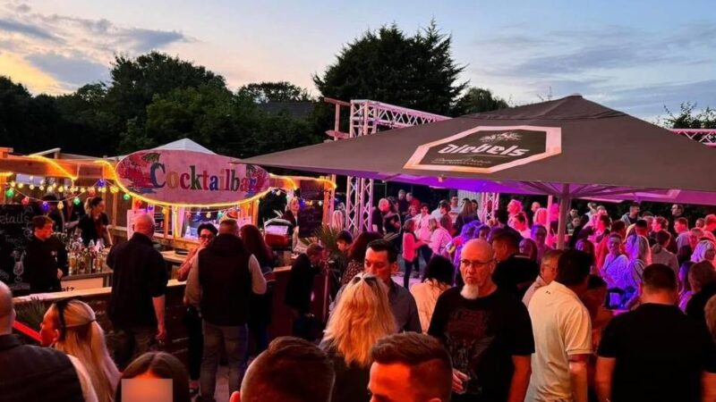 Freiwillige Feuerwehr in Grevenbroich: Beachparty und Blaulichtmeile am Wochenende