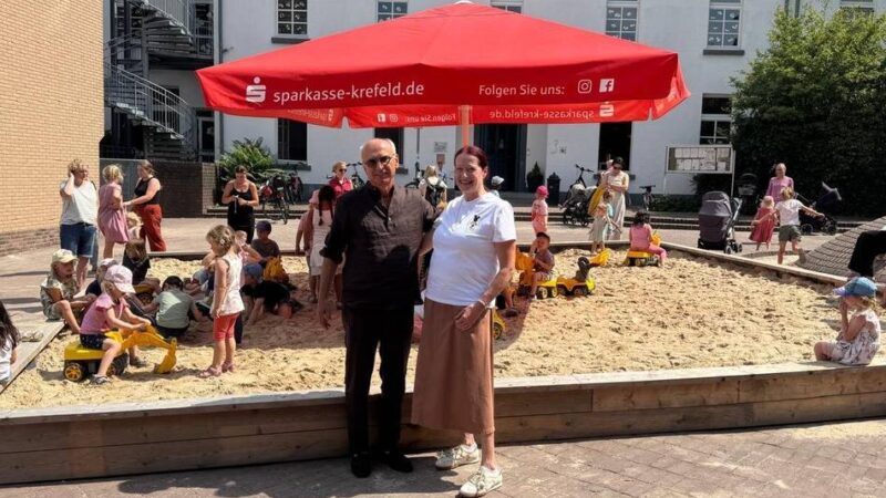 Angebot für kleine Kinder: Sandkästen laden Kinder in Nettetaler Innenstädte ein