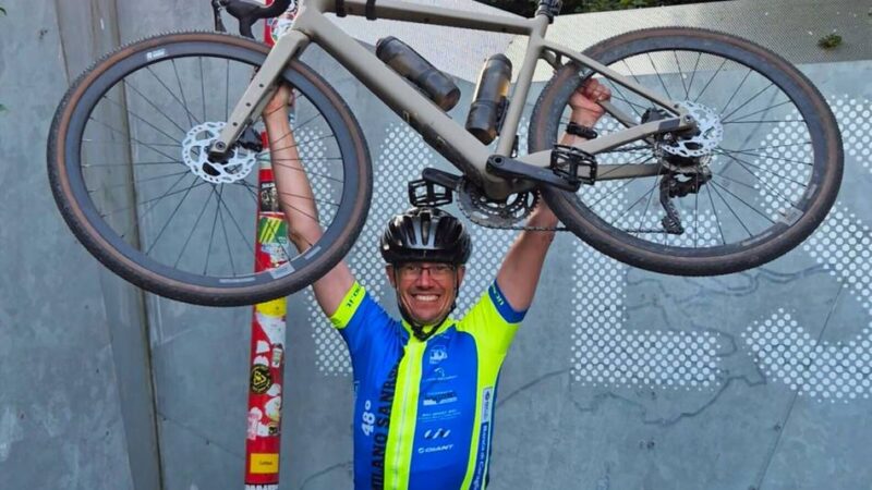 Kripobeamter aus Neuss auf extremer Tour: Polizist fährt auf dem Rad 33 Stunden nonstop durch seinen Heimatkreis