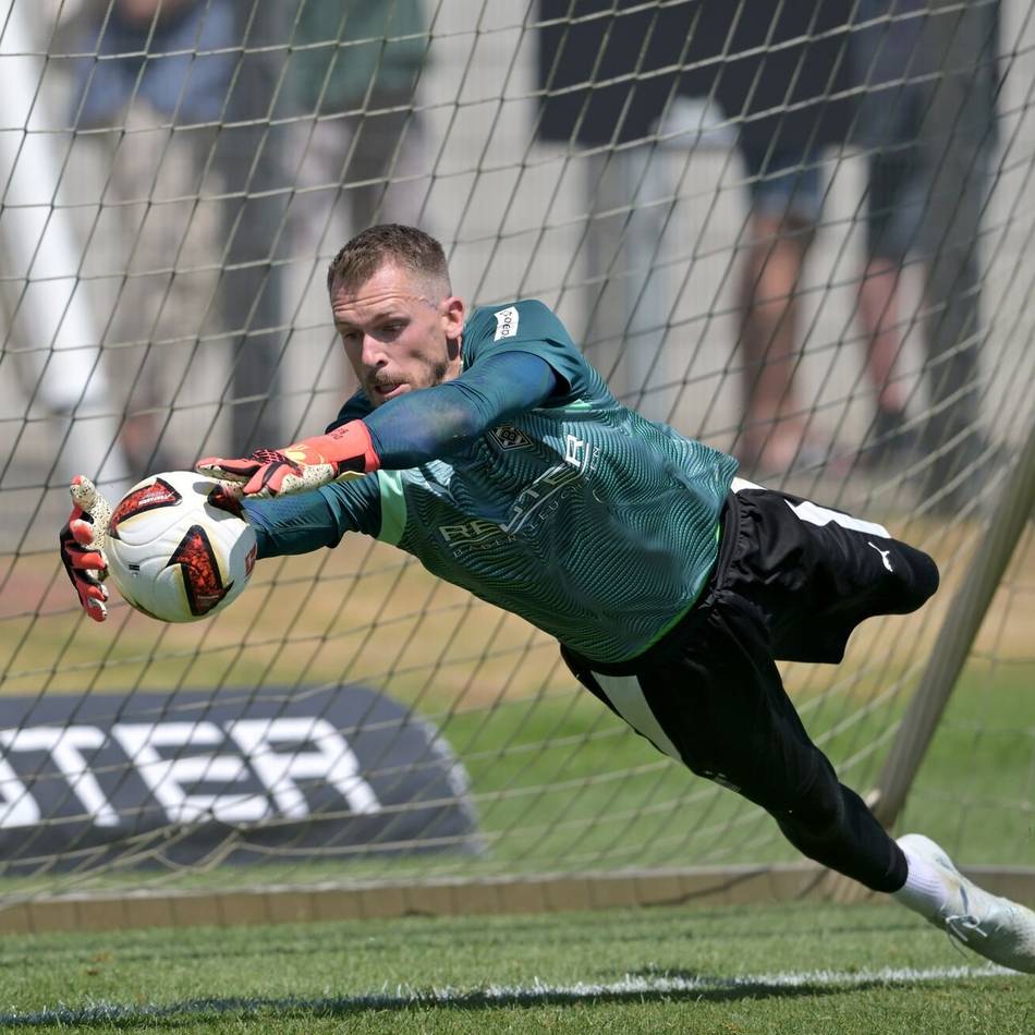 Gladbachs neuer Torwart: Batz über seine Doppelrolle und den tückischen WM-Ball