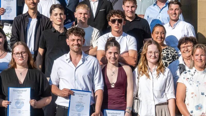 Lossprechung in Grefrath: Von der Steuerberatung ins Malerhandwerk