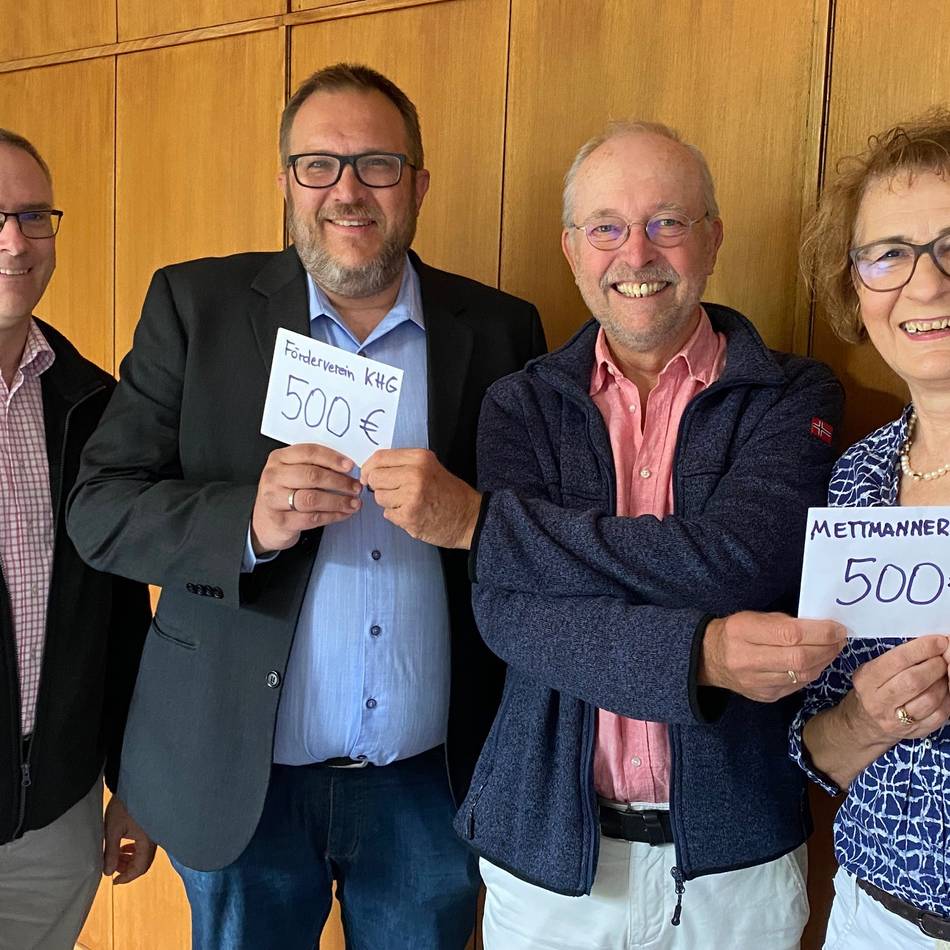 Guter Zweck in Mettmann: Abiturienten von 1976 spenden 1000 Euro