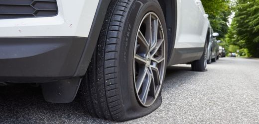 Sylt: Klimaaktivisten sollen Luft aus SUV-Reifen gelassen haben