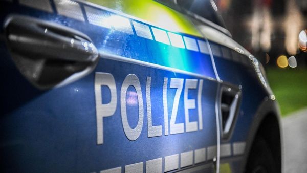 Ehepaar (91 und 90) wird in Velbert Opfer von Kettendieben