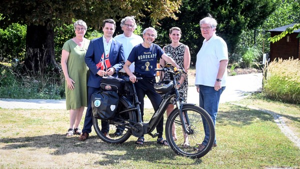 3960 Kilometer, 3960 Euro: Velberter radelt fürs Hospiz bis ans Nordkap