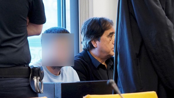 Sprockhöveler kündigt Geständnis zum Schleusen von Syrern an
