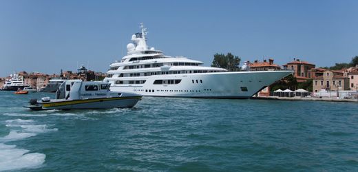 Superjachten: US-Botschafter Fertitta sorgt mit »Boardwalk« für Streit in Italien