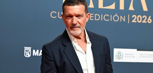 Antonio Banderas ist rückblickend dankbar für Herzinfarkt