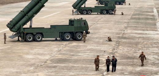 Nordkorea soll Raketeneinheit für Angriffe nach Russland verlegen