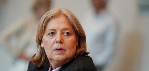 Krankschreibungen: Bärbel Bas stellt Attestpflicht ab erstem Tag infrage