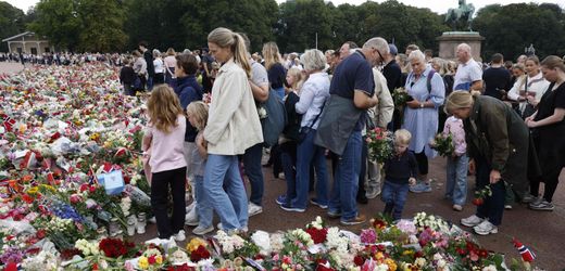 Norwegen: Zehntausende nehmen Abschied von König Harald V.