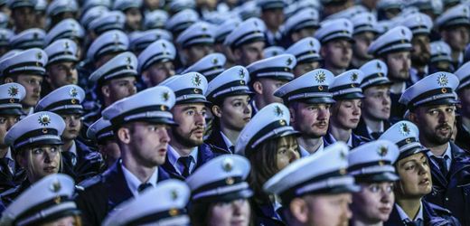 Münster: Polizei darf Bewerber wegen Patronen-Tattoos ablehnen