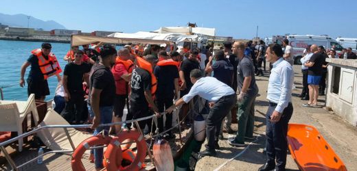 Unglück vor Zypern: Fähre kentert mit 267 Menschen an Bord