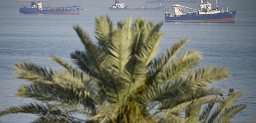 Ölgesellschaft von Abu Dhabi meldet Raketenangriff auf Tanker in Straße von Hormus