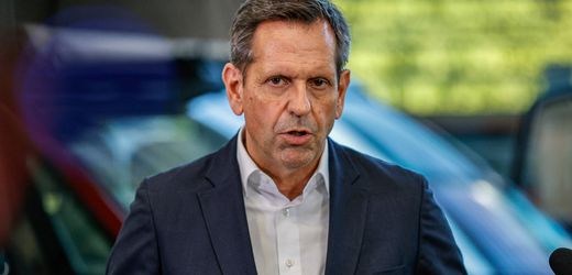 Volkswagen: Olaf Lies attackiert VW-Chef Oliver Blume