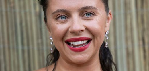 »Harry Potter«-Schauspielerin Bel Powley distanziert sich von J.K. Rowling