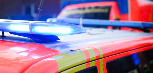 Thüringen: Mann bedroht Rettungskräfte und schlägt auf Einsatzwagen ein