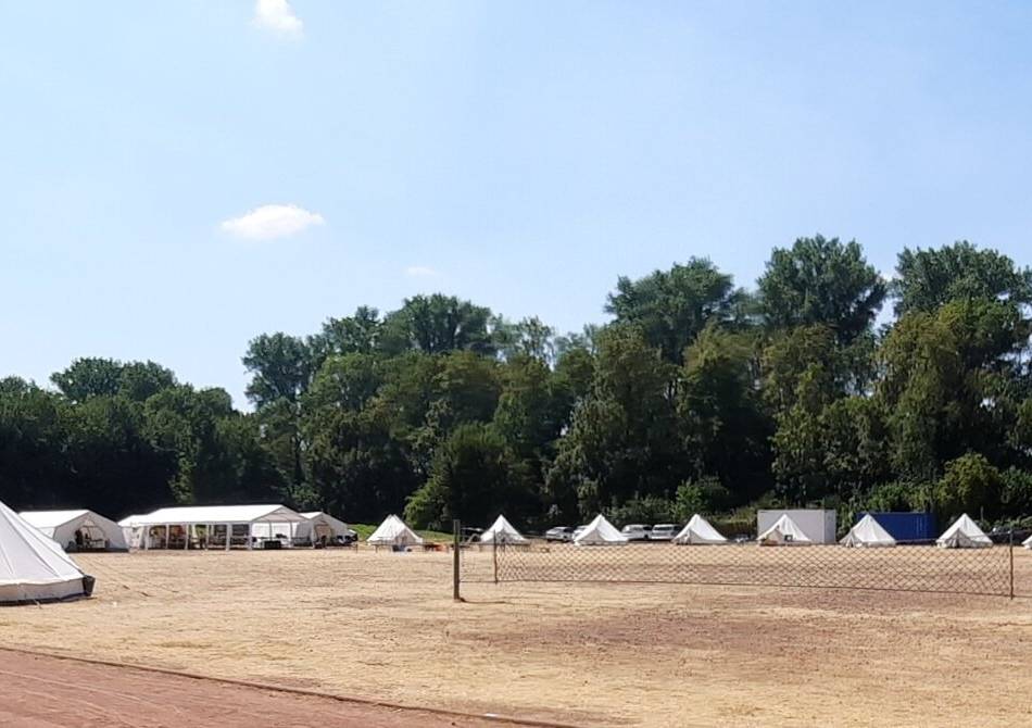 Familien aus dem ganzen Rhein-Kreis: Gemeinsam draußen beim Zeltwochenende in Rommerskirchen