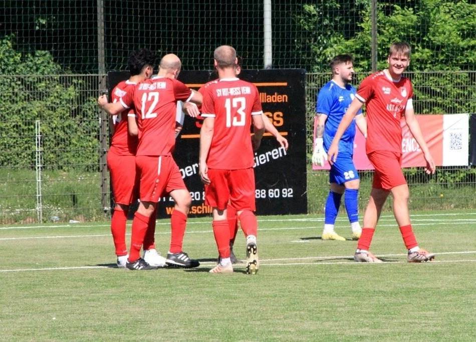 Erste Kreispokal-Runde MG-Viersen: Venn schlägt Hehn im Elfmeterschießen vor großer Kulisse, Türkiyemspor löst Pflichtaufgabe
