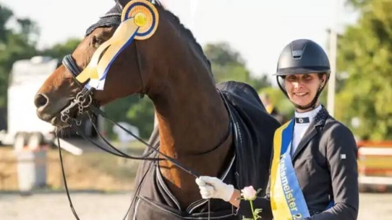 Premierensieg in Lobberich: Joëlle Mihm gewinnt im Kreis den Dressurtitel