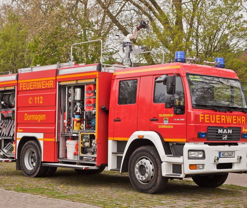 Geschätzer Wert von 50.000 Euro: Dormagen verschenkt ein Feuerwehrfahrzeug – so wehrt sich die Stadt gegen die Kritik
