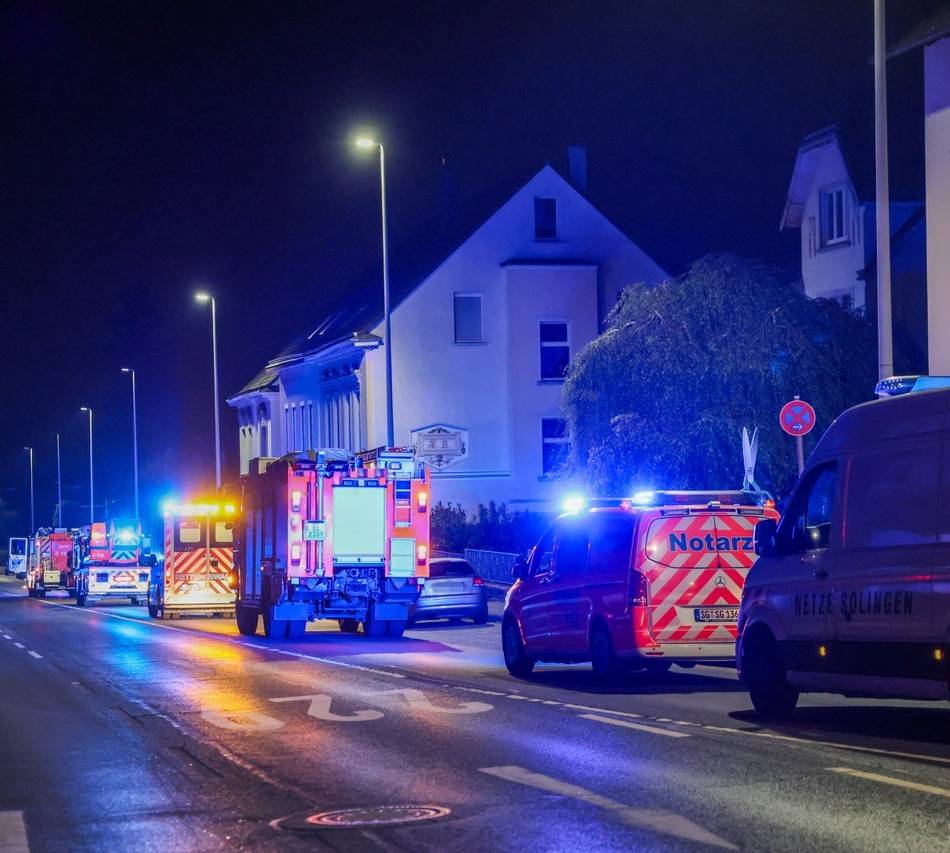 Vier Hausbewohner in Krankenhaus: Rätselhafte Kohlenmonoxid-Vergiftung in Solingen