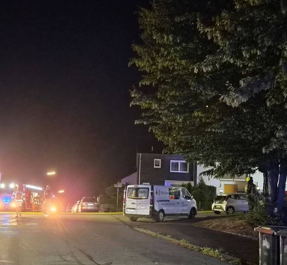 Zwei Einsätze in Hückeswagen: Kochgut brennt auf Herd – Feuerwehr löscht mit Leitungswasser