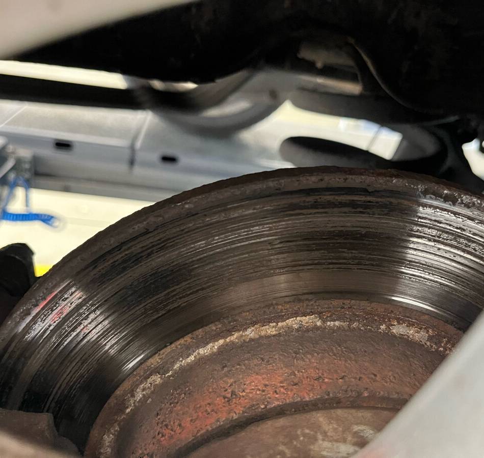 Kontrolle in Ratingen: Polizei stoppt Transporter mit 49 Mängeln
