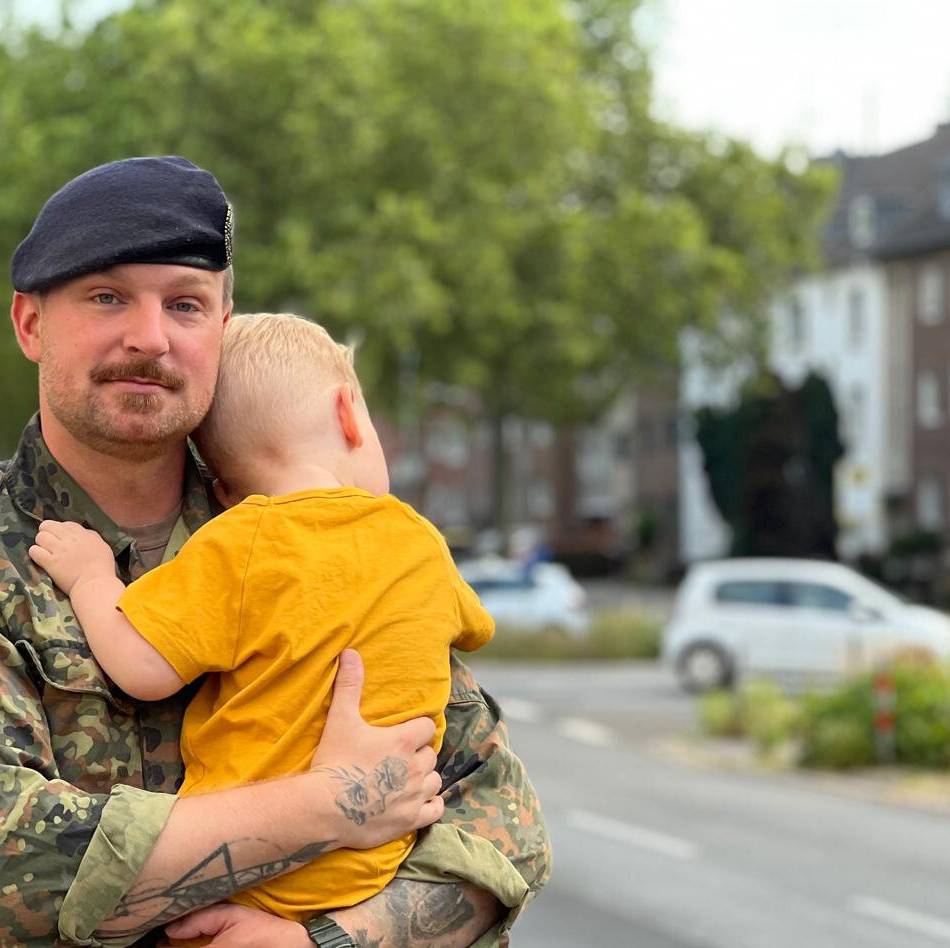 Soldat aus Mönchengladbach: „Mein Kind soll sicher spielen, lernen und seine Träume verwirklichen können“