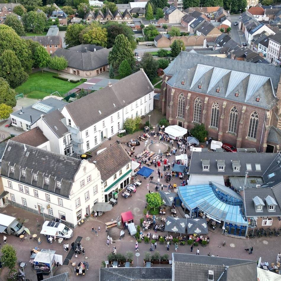 Feierabendmarkt in Kaldenkirchen: Sommerabend mit Livemusik und regionalen Spezialitäten