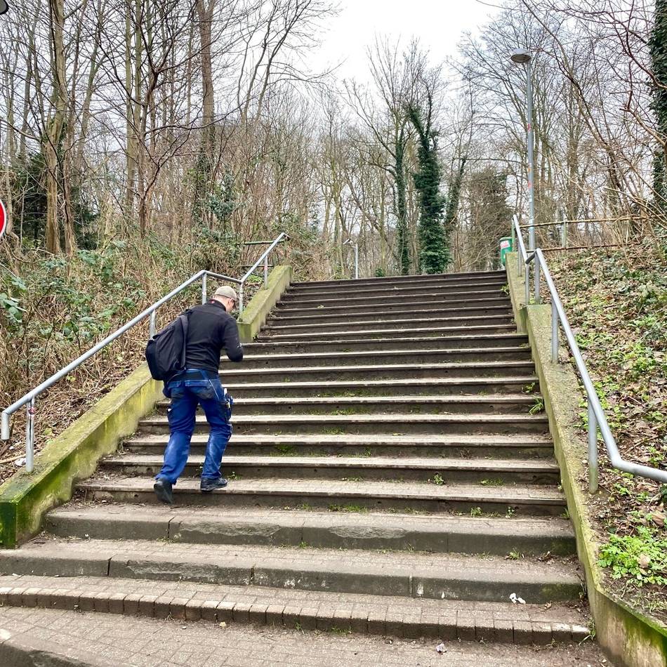 Bahnverkehr in Düsseldorf: Barrierefreier Ausbau der Haltestelle Waldstraße soll kommen – in vier Jahren