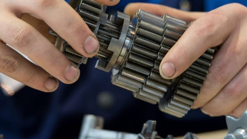 Ausbildung am Niederrhein: Zehn Prozent weniger Azubis am Niederrhein – IHK schlägt Alarm