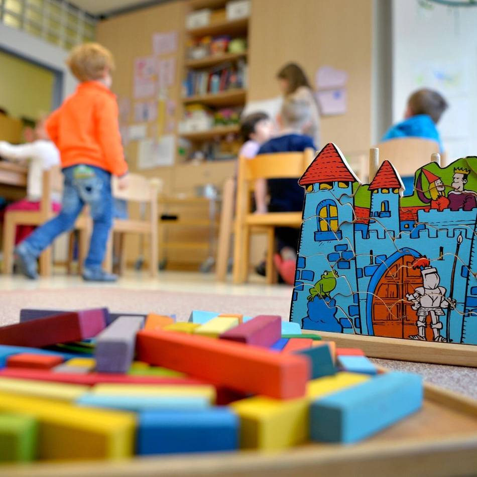 Verfahren vor dem Verwaltungsgericht: Eltern aus Duisburg ziehen wegen Kita-Plätzen vor Gericht