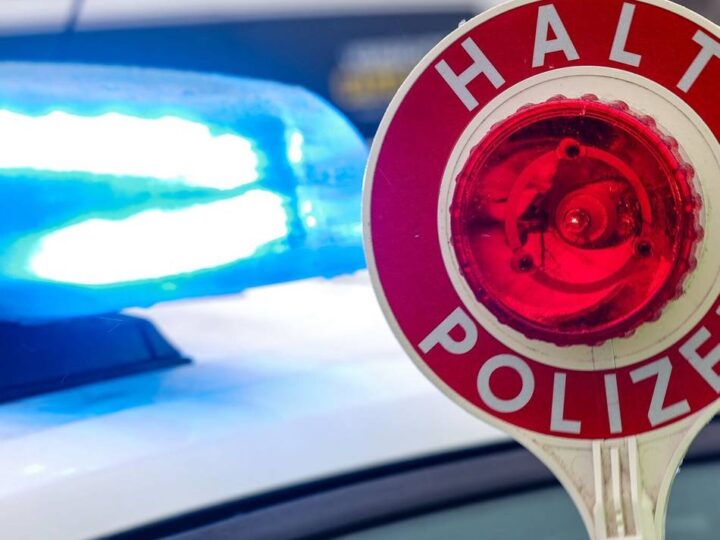 Verfolgungsjagd durch Düsseldorf: Mit Drogen und ohne Führerschein am Steuer