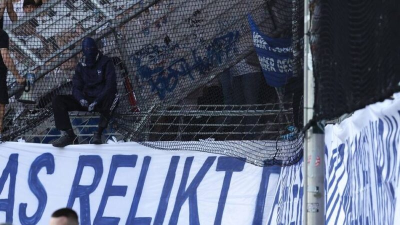 Zweitliga-Auftakt: Wieder Spielunterbrechung wegen Fanbanner – Hertha siegt in Bochum