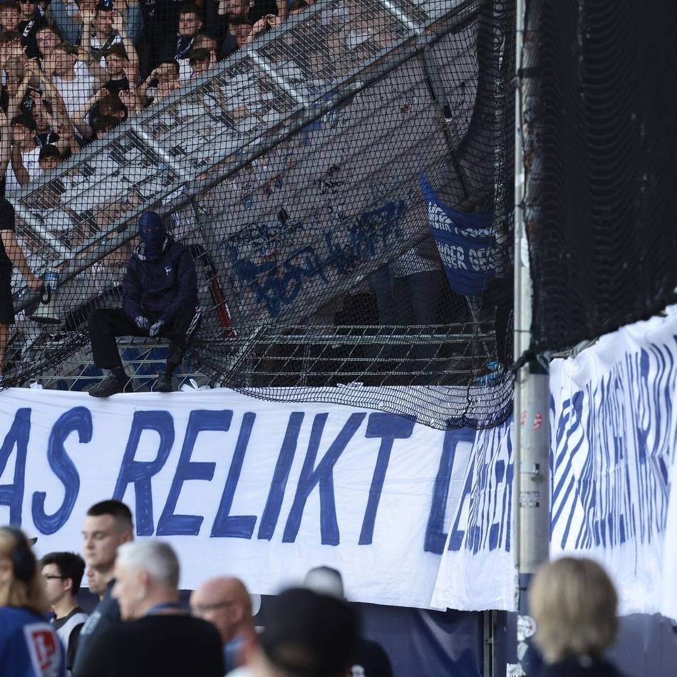 Zweitliga-Auftakt: Wieder Spielunterbrechung wegen Fanbanner – Hertha siegt in Bochum