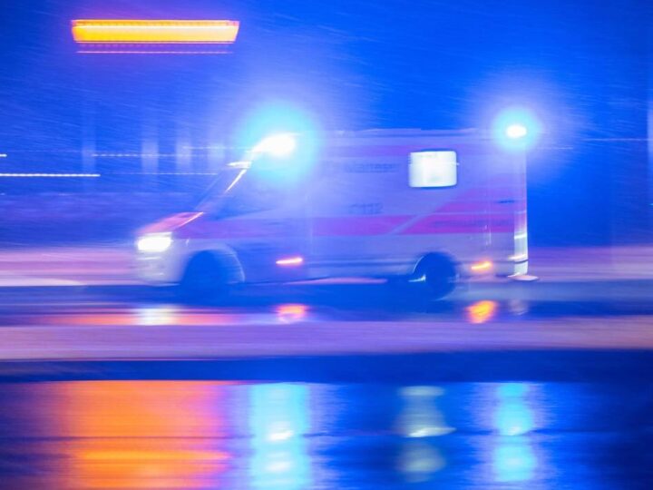 Tat in Düsseldorf-Lörick: Räuber entreißt 70-Jähriger Handtasche – Frau schwer verletzt