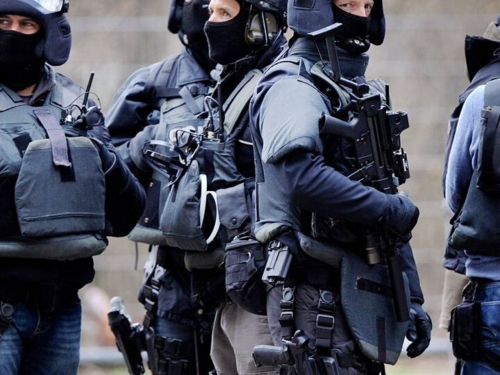 Raubserie in Dinslaken: Drei Überfälle mit Schusswaffe – Polizei schnappt Verdächtige