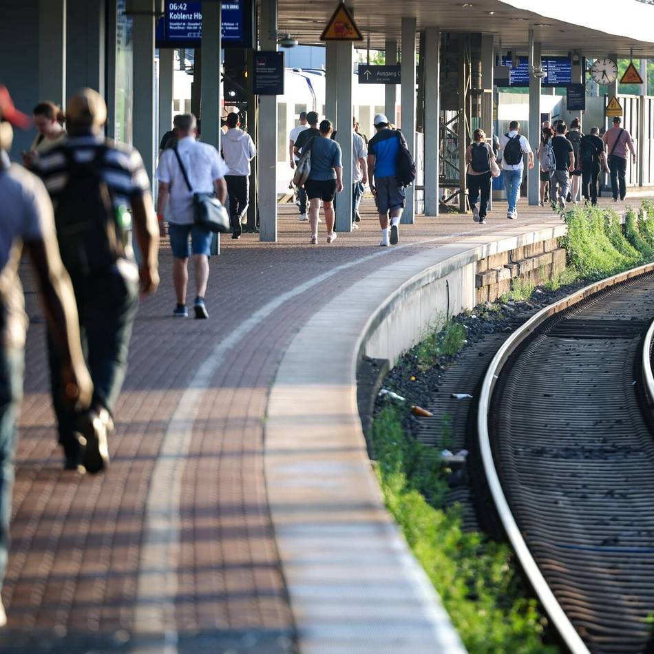 Zwischen Duisburg und Essen: Deutsche Bahn sperrt wichtige NRW-Strecke im Herbst gleich zweimal