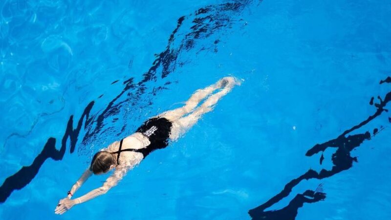Vorfall in Duisburg: Zwei Mädchen im Rhein-Ruhr-Bad sexuell belästigt