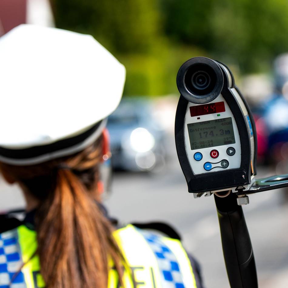 Polizeikontrolle Düsseldorf: Drifter, Raser, Manipulierer – Polizei stoppt Verkehrsrüpel
