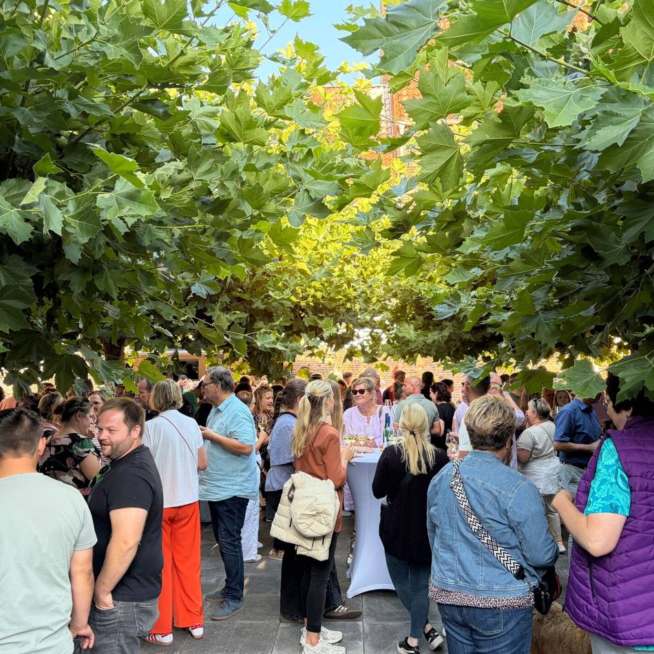 Neuer Termin steht bevor: After-Work-Reihe bringt Leben auf den Museumsplatz in Kranenburg