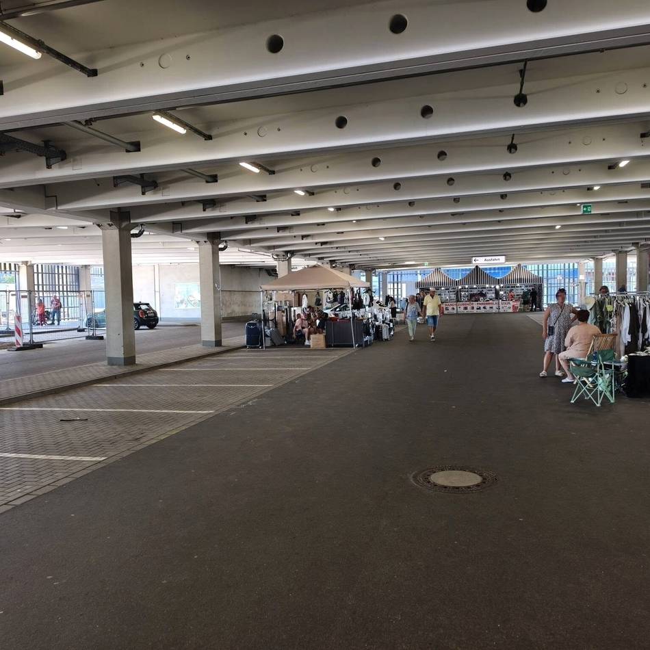Neuer Betreiber: Ikea-Trödelmarkt in Kaarst – „Ich war entsetzt, wie leer es war“