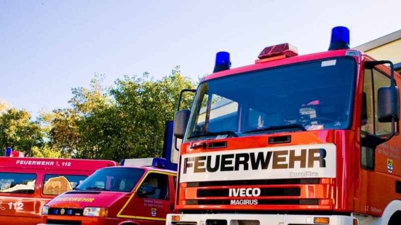 Feuerwehr Dormagen: Löschzug Delhoven verliert sein einziges Löschfahrzeug – Rettung für 700.000 Euro naht