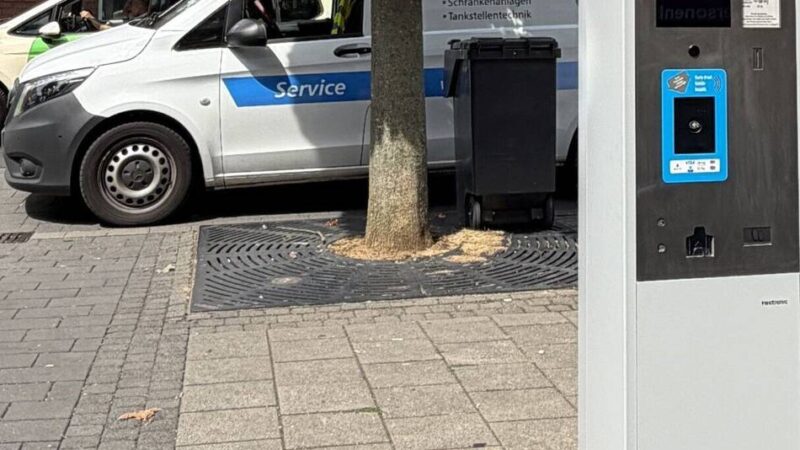 Parken in Viersen: Stadt tauscht 45 Parkscheinautomaten aus