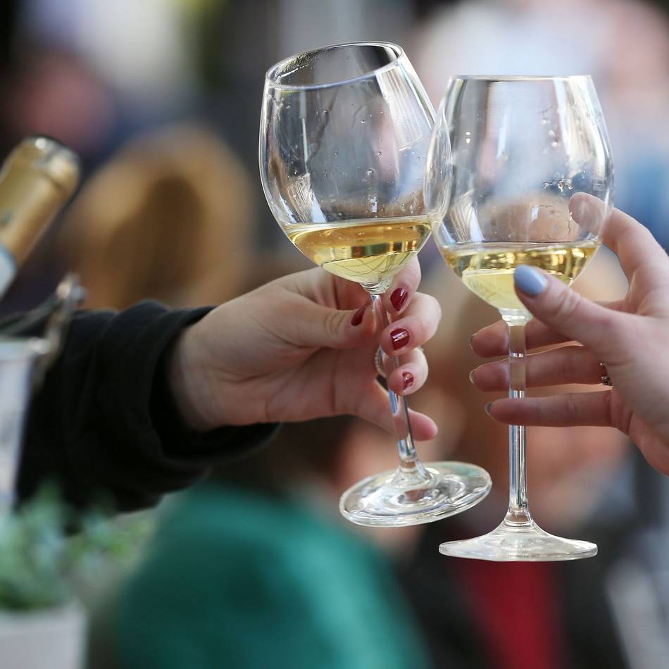 28. bis 30. August in Rheinberg: Der August endet mit einem Weinfest auf dem Großen Markt