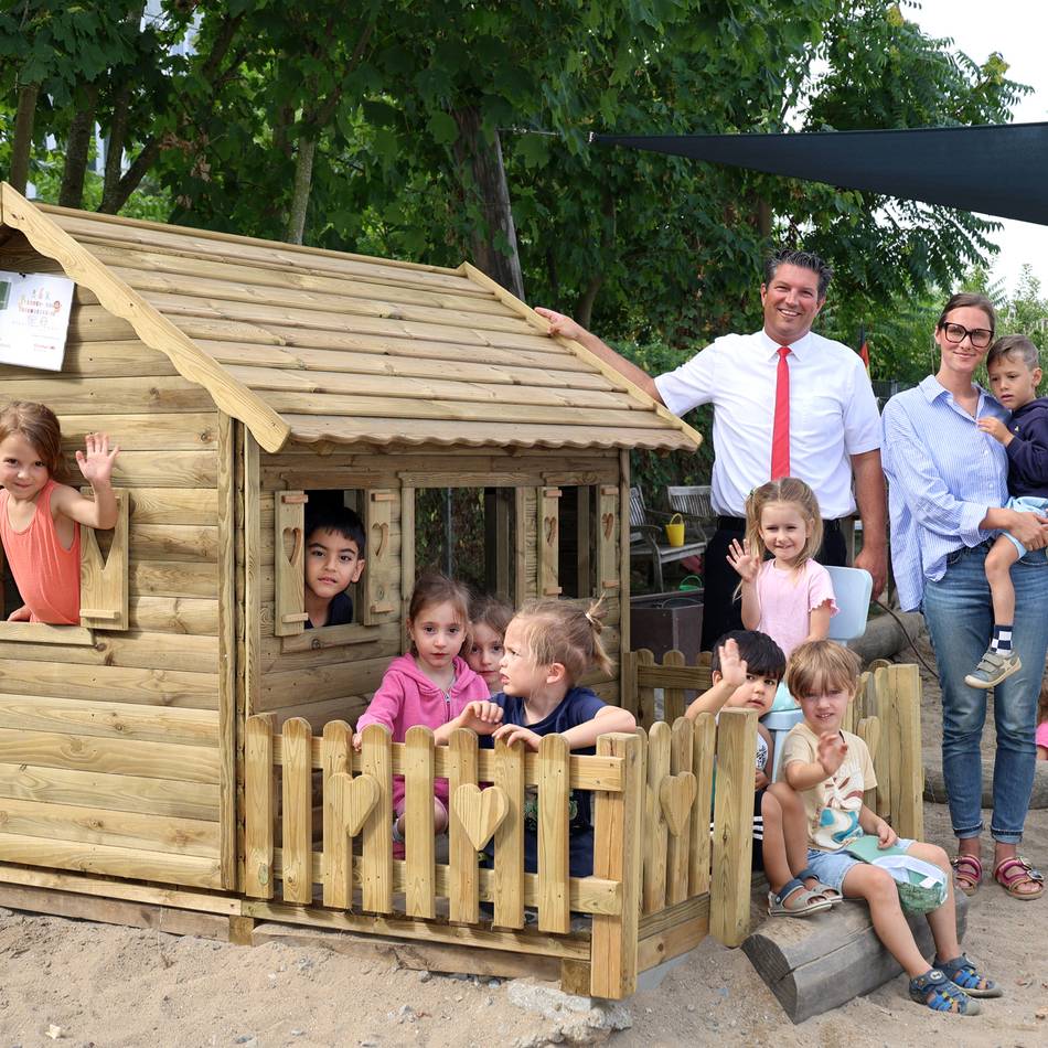 Kita St. Josef in Moers: Die Kinder lieben ihr neues Spielhaus