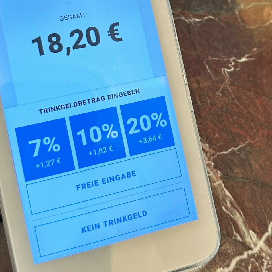 Trinkgeld bald auch im Einzelhandel? So reagieren Neusser: „Für viele wäre das ein Tabubruch“